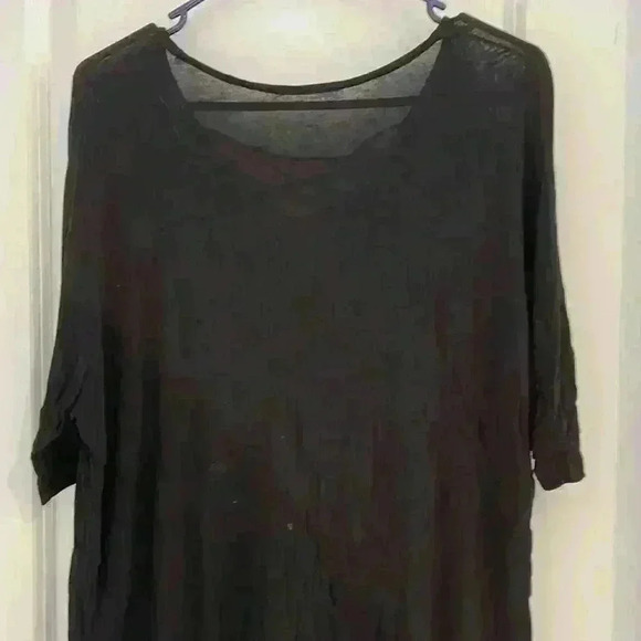Lush Short Sleeve Top - Picture 8 of 9